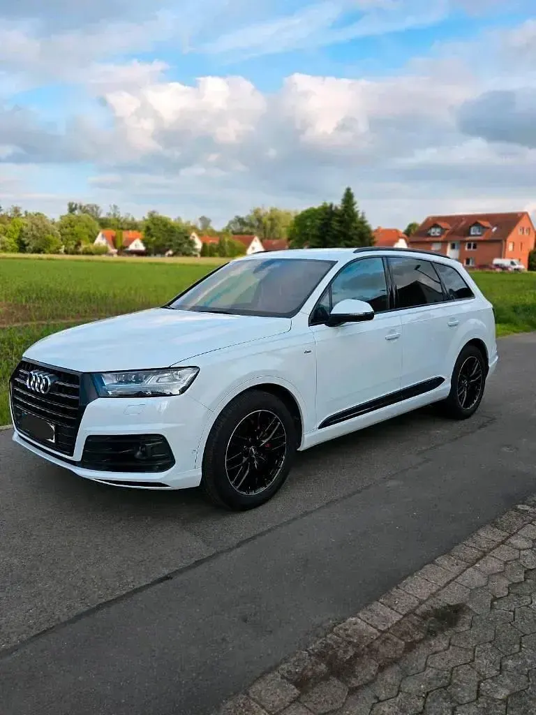 Gebraucht Audi Q7 Black Edition 286 PS (210 kW) 2018 Weiß SUV