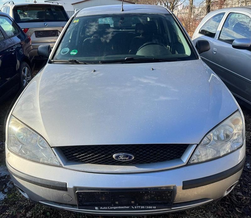 Silber Gebraucht 2001 Ford Mondeo Trend Limousine | 1.790 € (Fairer Preis) - Bild 1/4