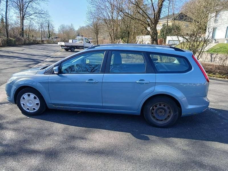 Gebraucht Ford Focus Titanium 101 PS (74 kW) 2009 Kombi