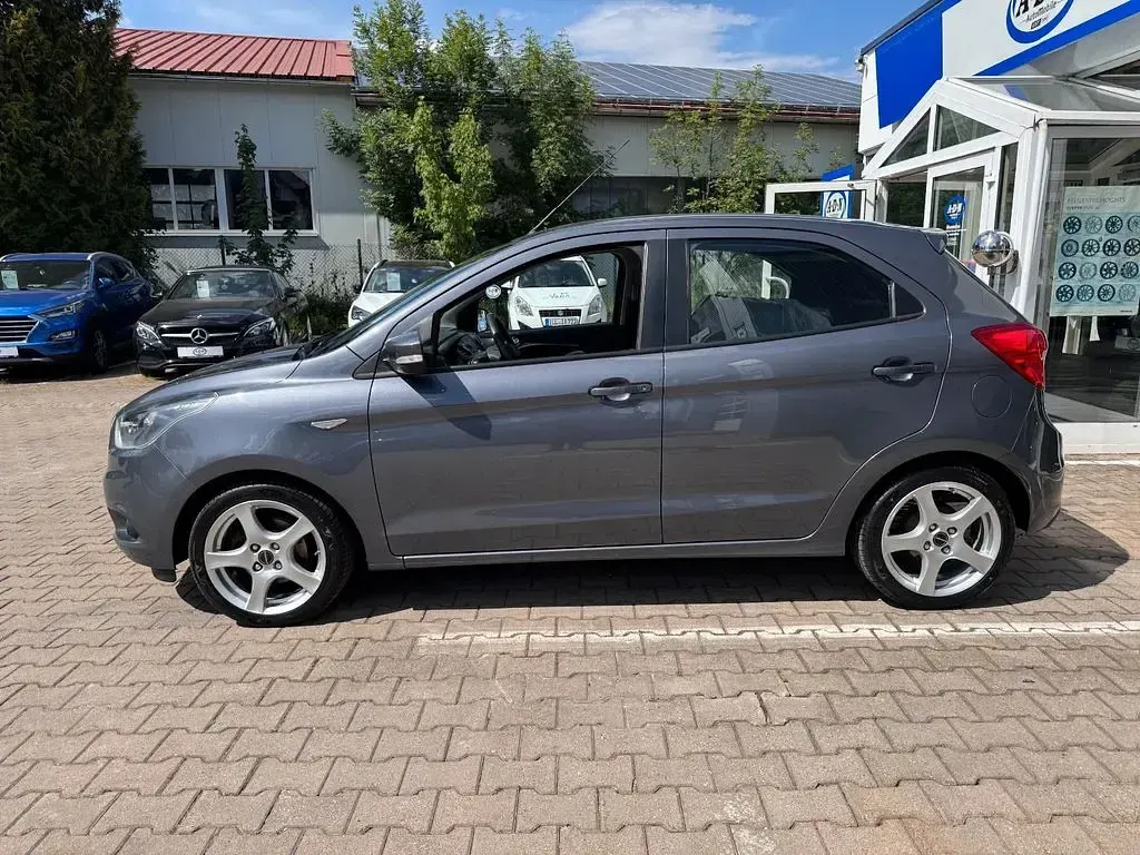 Gebraucht Ford Ka Plus Cool & Sound Edition 86 PS (63 kW) 2016 Grau Kleinwagen