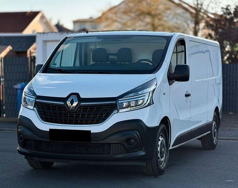 Second-hand Renault Trafic 125 CP (91 kW) 2020 Alb Monovolum