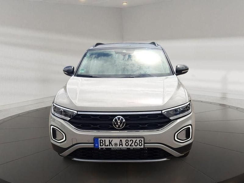 Grau Gebraucht 2025 VW T-Roc Life SUV | 36.900 € (Etwas zu teuer) - Bild 1/4