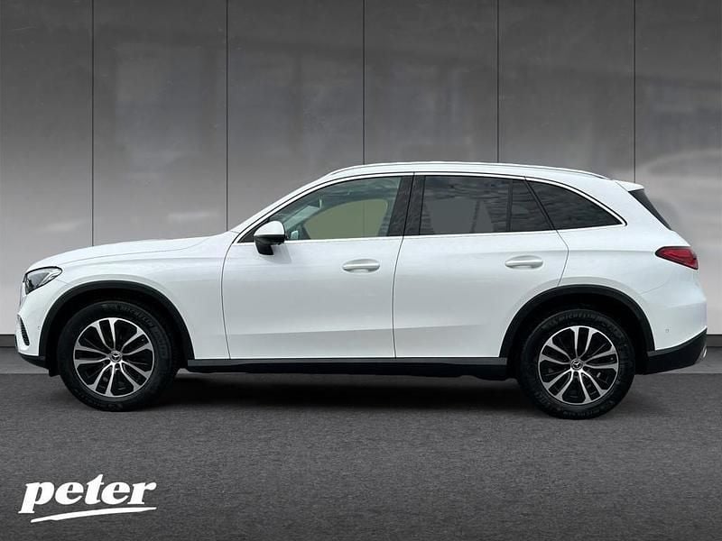 Gebraucht Mercedes GLC200 Advanced Plus 204 PS (150 kW) 2024 Manufaktur lack manufaktur opa SUV