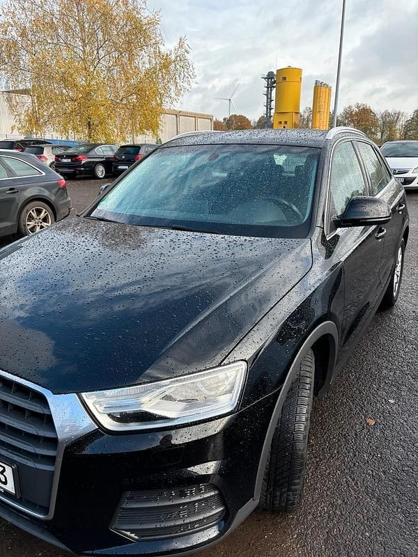 Schwarz Gebraucht 2017 Audi Q3 SUV | 14.650 € (Guter Preis) - Bild 1/4