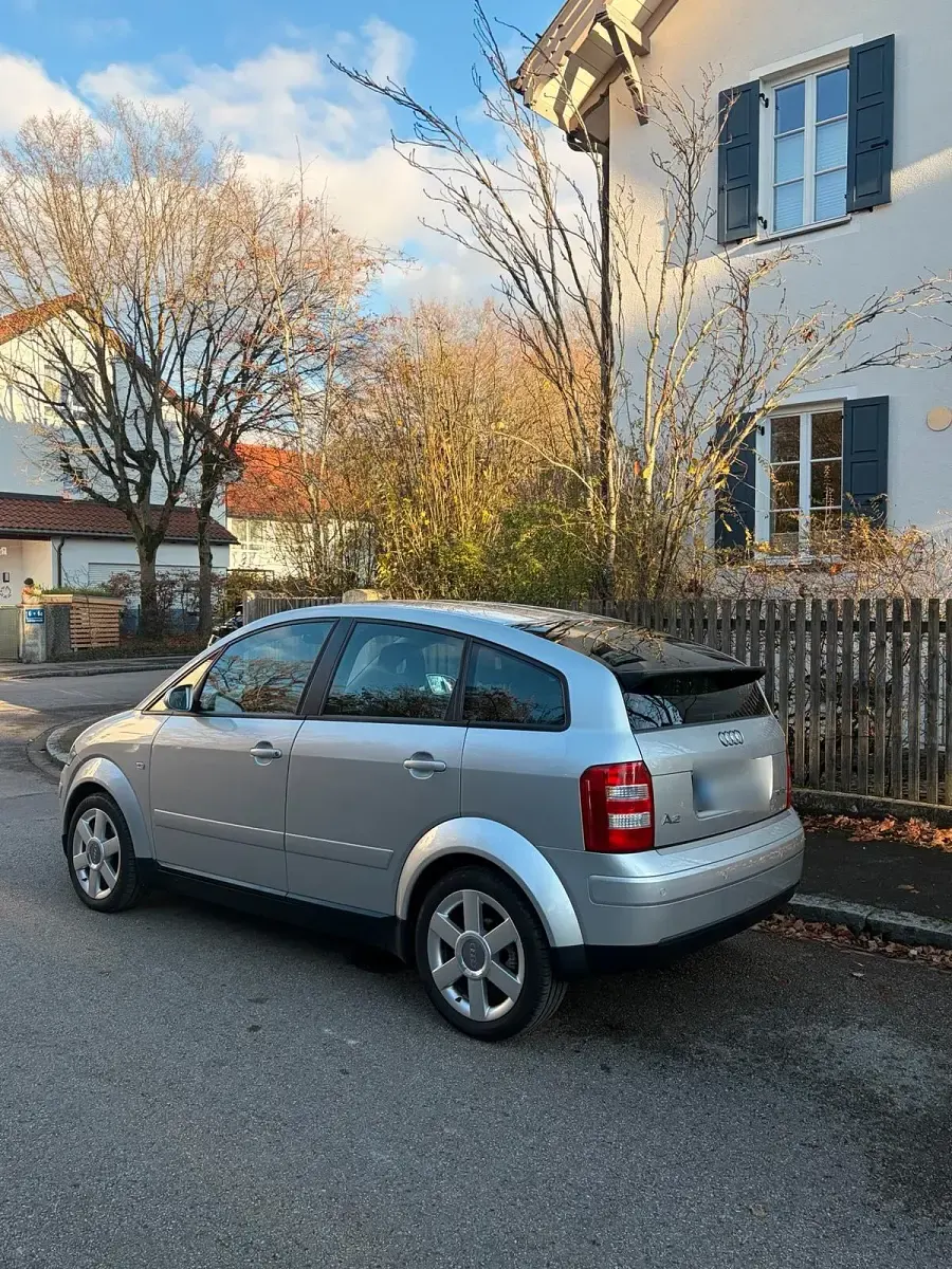 Gebraucht Audi A2 110 PS (80 kW) 2003 Silber Kleinwagen