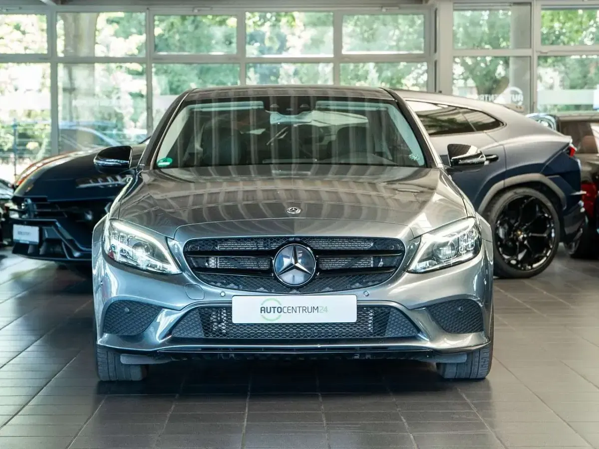 Gebraucht Mercedes C300 Business 258 PS (189 kW) 2020 Grau Limousine