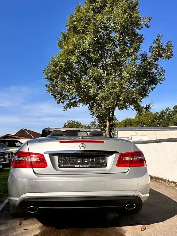 Gebraucht Mercedes E350 265 PS (194 kW) 2012 Silber Cabrio