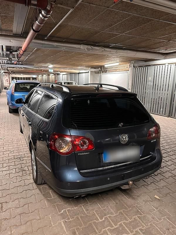 Usado VW Passat 140 HP (102 kW) 2007 Cinzento Carrinha