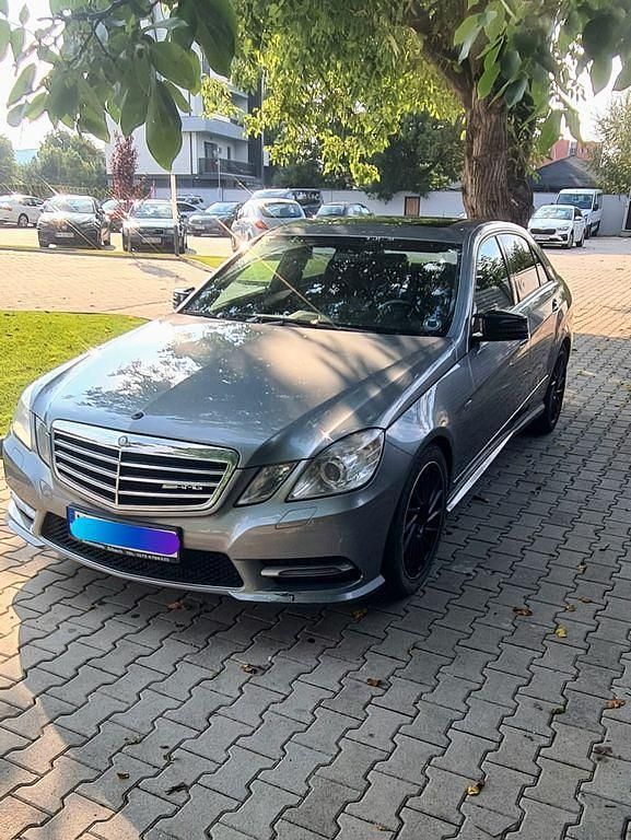Gebraucht Mercedes E400 333 PS (244 kW) 2013 Grau Limousine