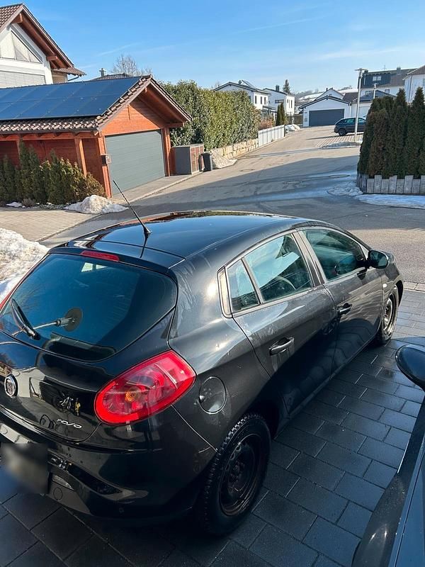 Gebraucht Fiat Bravo 120 PS (88 kW) 2009 Schwarz Kleinwagen