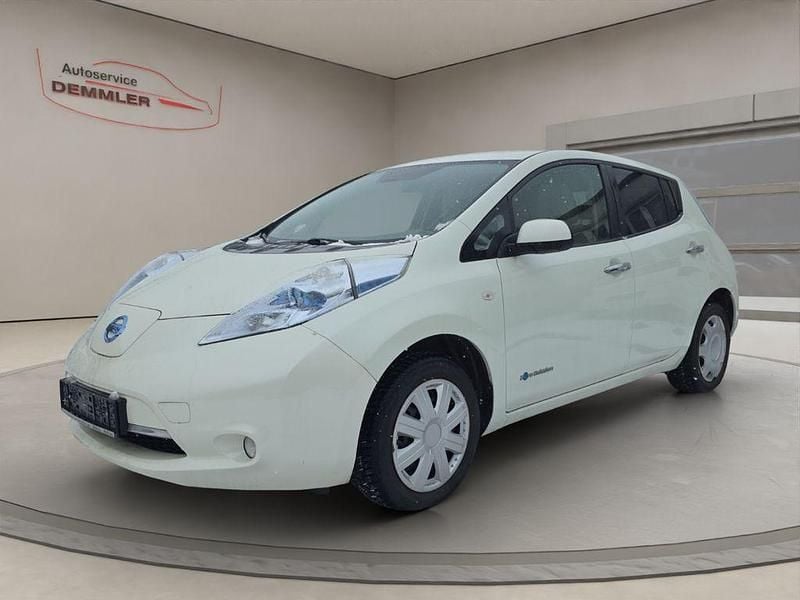 White pearl (m) Gebraucht 2013 Nissan Leaf Kleinwagen | 4.600 € (Superpreis) - Bild 1/4