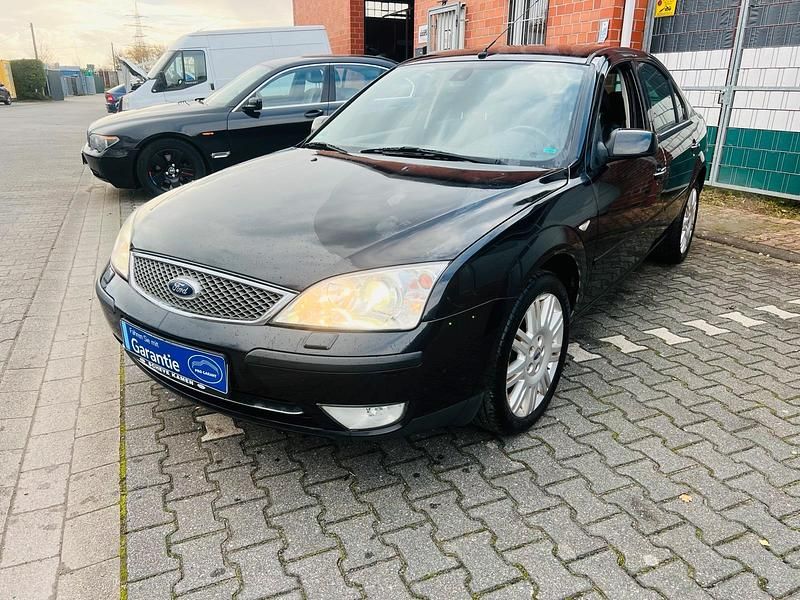 Gebraucht Ford Mondeo Ghia 145 PS (106 kW) 2004 Schwarz Limousine
