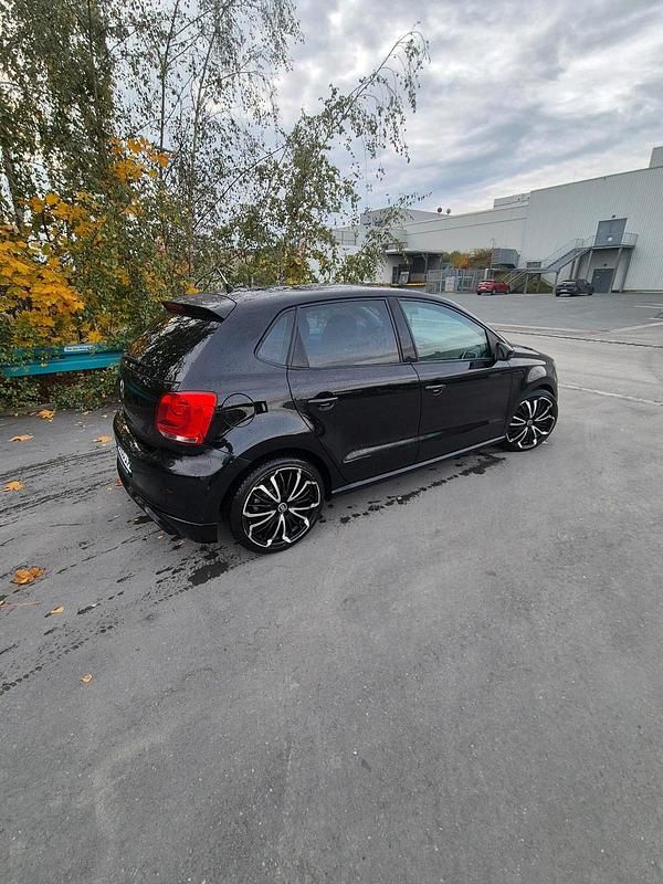 Gebraucht VW Polo 86 PS (63 kW) 2009 Schwarz Kleinwagen