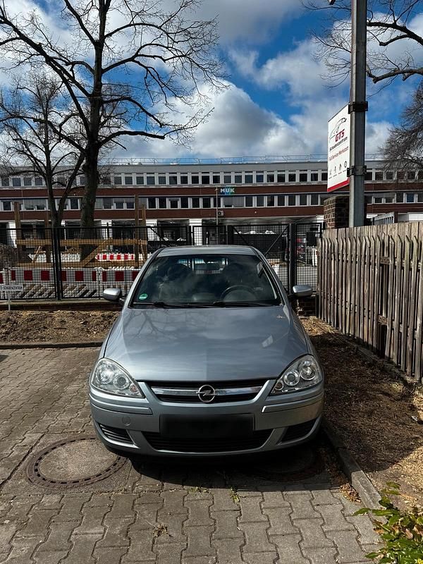 Usata Opel Corsa 60 CV (44 kW) 2005 Utilitaria