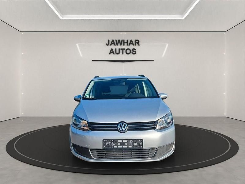 Silber Gebraucht 2010 VW Touran Comfortline Van / Kleinbus | 10.490 € (Etwas zu teuer) - Bild 1/4