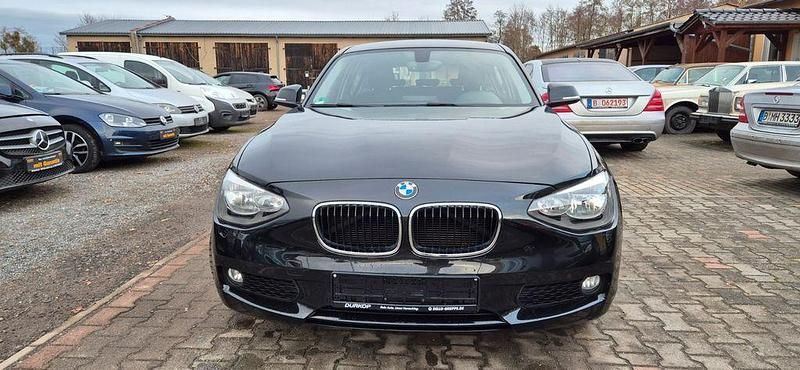 Schwarz Gebraucht 2012 BMW 116 Kleinwagen | 9.995 € (Fairer Preis) - Bild 1/4