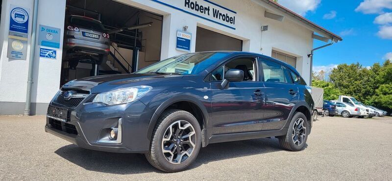 Grau Gebraucht 2016 Subaru XV Active SUV | 12.450 € (Fairer Preis) - Bild 1/4