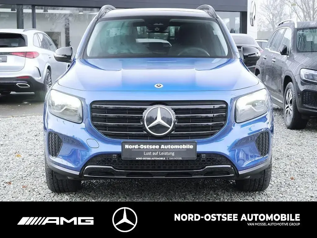 Gebraucht Mercedes GLB200 Progressive 150 PS (110 kW) 2025 Metalliclack spektralblau SUV