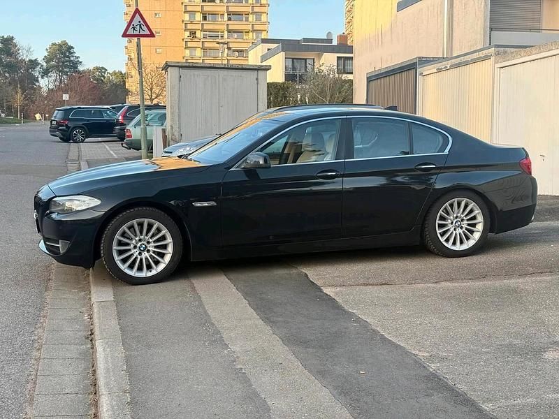 Gebraucht BMW 114 245 PS (180 kW) 2010 Schwarz Kleinwagen
