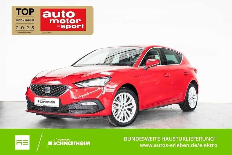 Rot Gebraucht 2022 Seat Leon XCELLENCE Limousine | 19.990 € (Superpreis) - Bild 1/4