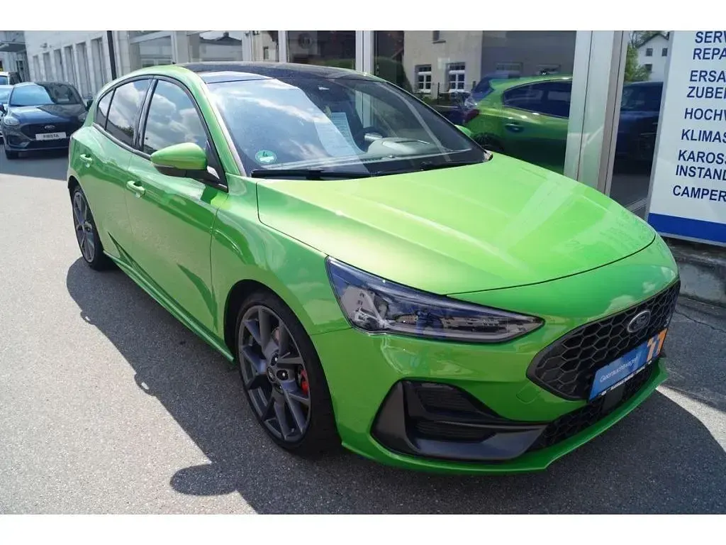 Gebraucht Ford Focus ST 280 PS (205 kW) 2022 Mean green metallic (metallic) Limousine