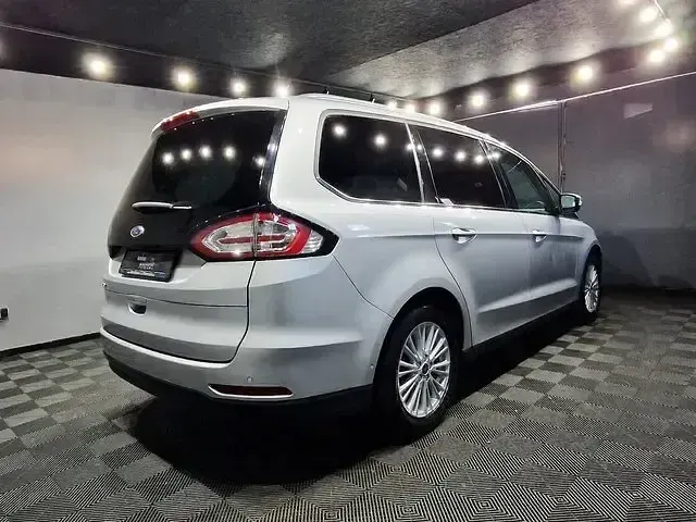 Gebraucht Ford Galaxy Titanium 150 PS (110 kW) 2019 Silber Van / Kleinbus