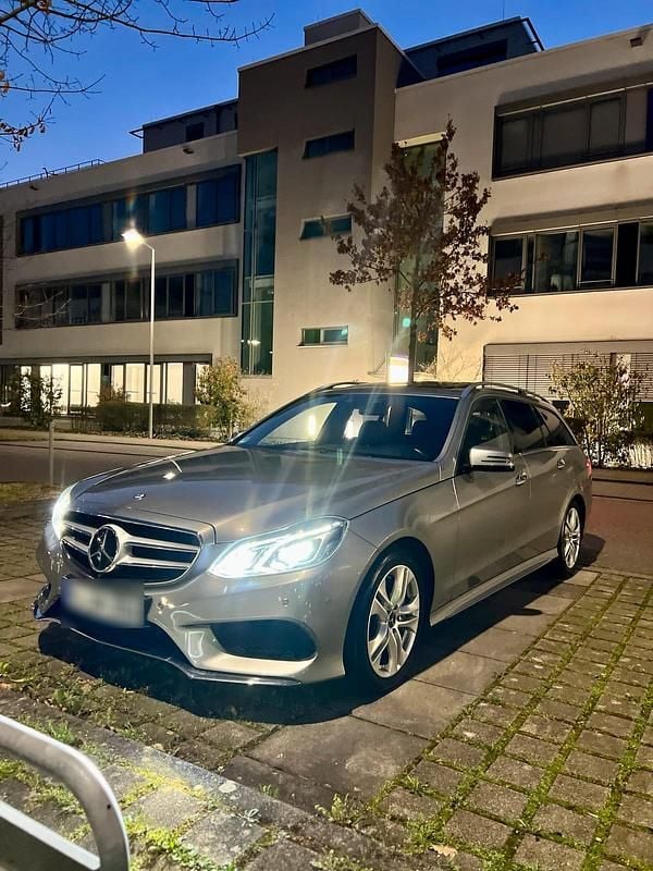 Gebraucht Mercedes E350 258 PS (189 kW) 2014 Grau Kombi