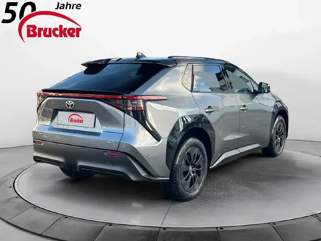 Gebraucht Toyota bZ4X Lounge 252 kW (343 PS) 2026 Grau SUV