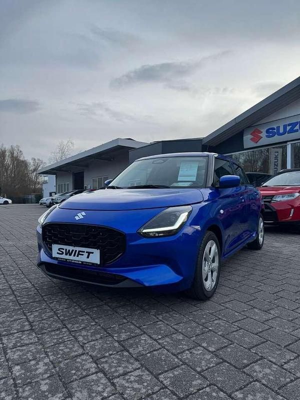 Neu Suzuki Swift Comfort 83 PS (61 kW) 2026 Blau Kleinwagen