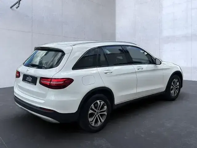 Gebraucht Mercedes GLC220 170 PS (125 kW) 2018 Weiß SUV