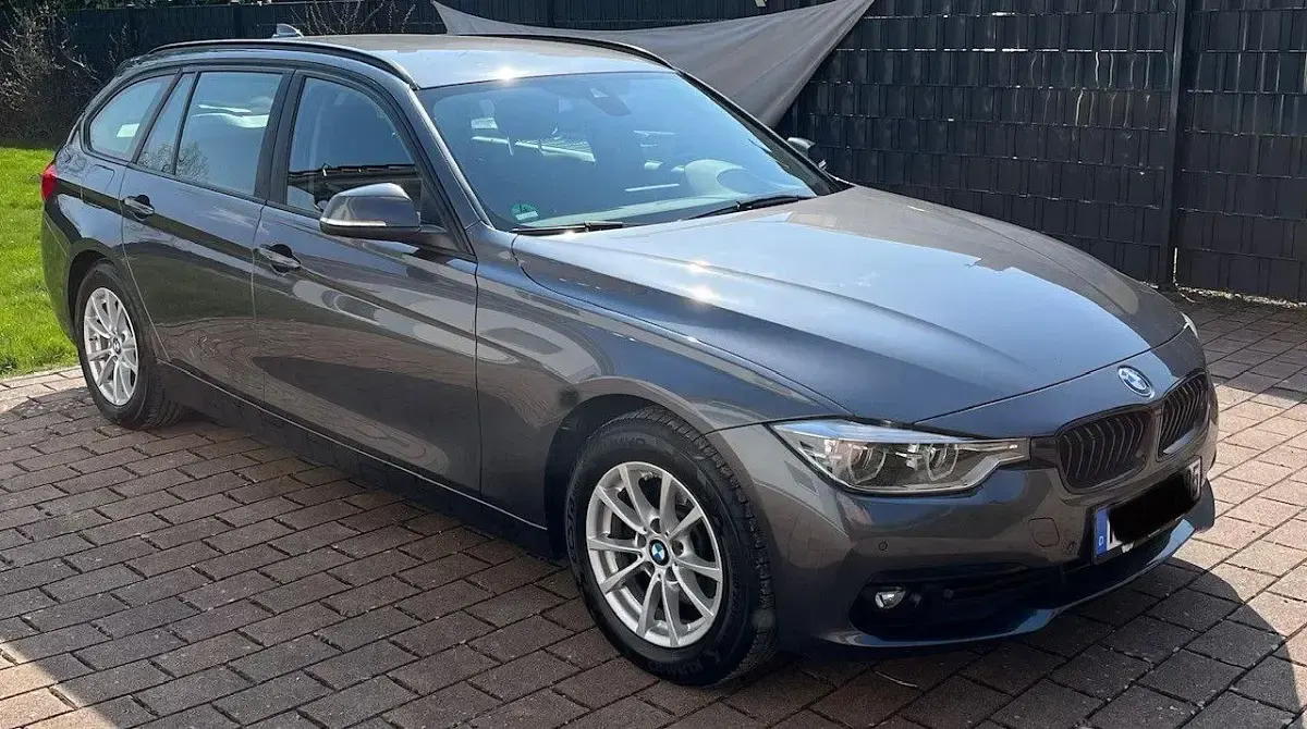 Gebraucht BMW 320 Efficient Dynamics 190 PS (139 kW) 2017 Grau Kombi
