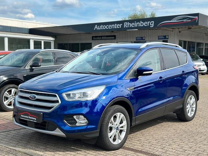 Blau Gebraucht 2018 Ford Kuga Titanium SUV | 14.300 € (Fairer Preis) - Bild 1/4