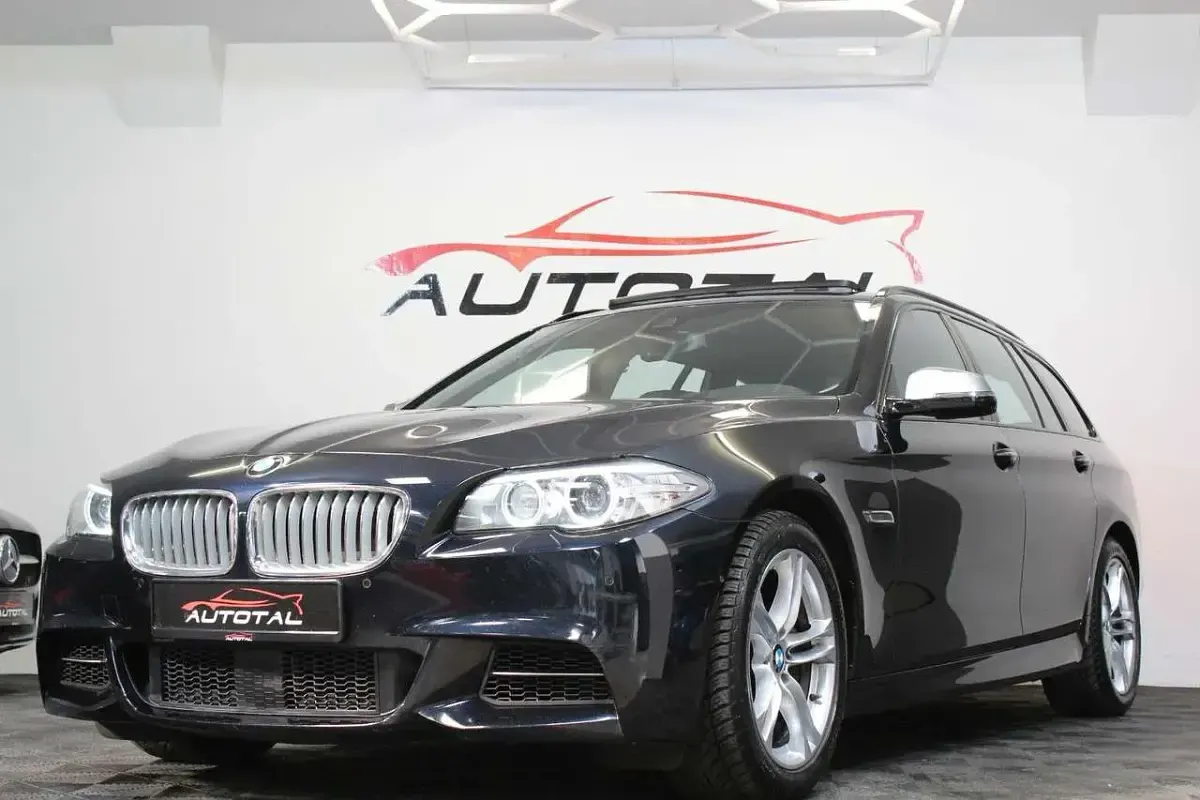 Gebraucht BMW 550 381 PS (280 kW) 2016 Carbonschwarz Kombi