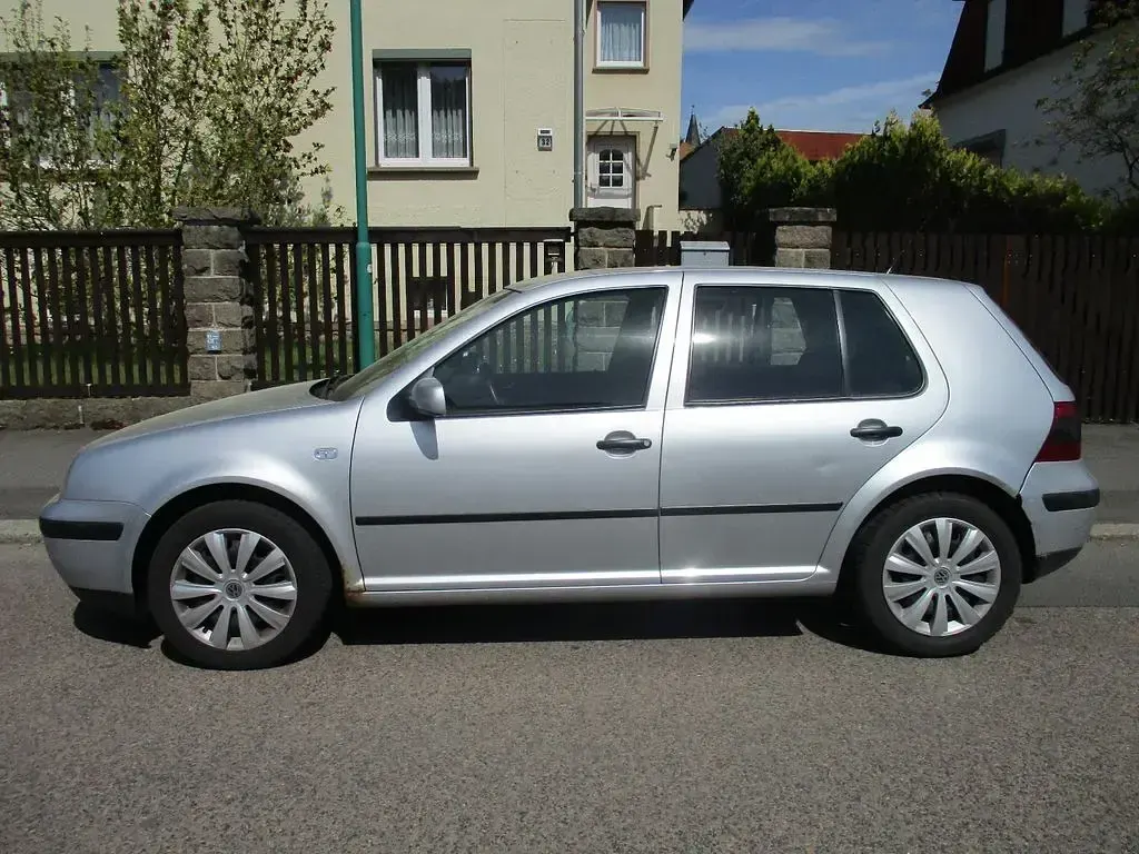 Gebraucht VW Golf IV Edition 75 PS (55 kW) 2000 Silber Limousine