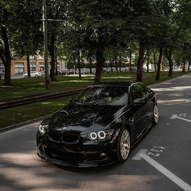 Schwarz Gebraucht 2009 BMW 335 Cabriolet Performance Cabrio | 20.500 € (Teuer) - Bild 1/4