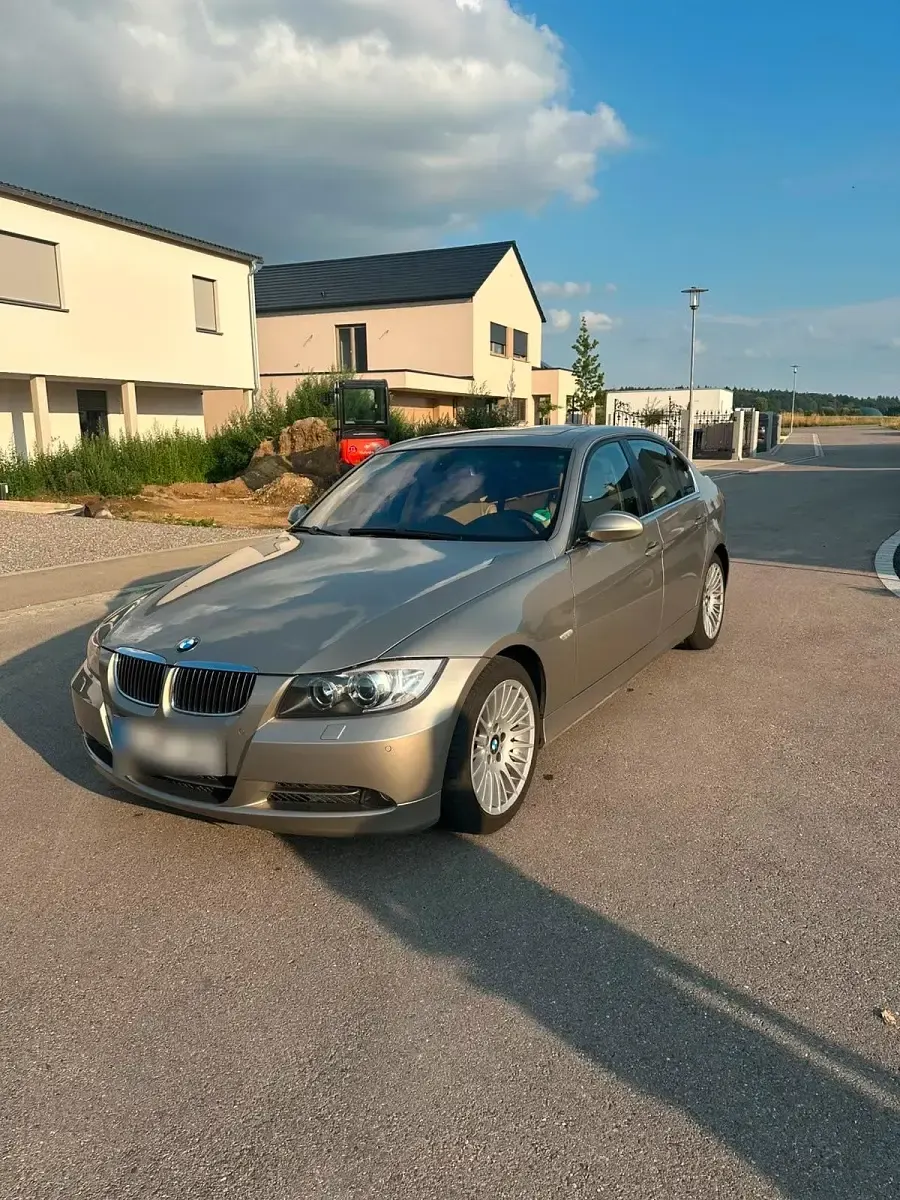 Gebraucht BMW 330 M Sport 231 PS (169 kW) 2007 Braun Limousine