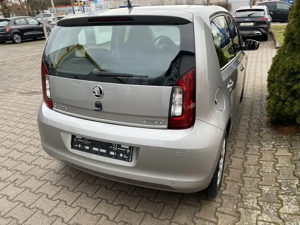Gebraucht Skoda Citigo Ambition 75 PS (55 kW) 2017 Tungstensilber metallic (metallic) Kleinwagen