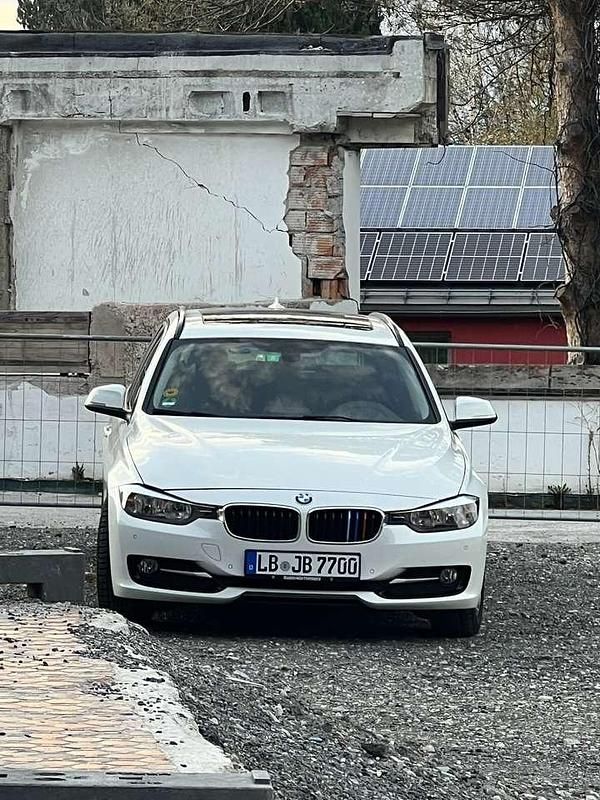 Gebraucht 2014 BMW 320 Efficient Dynamics Kombi | 11.300 € (Fairer Preis) - Bild 1/4