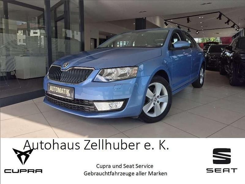 Blau Gebraucht 2014 Skoda Octavia Elegance Limousine | 14.390 € (Fairer Preis) - Bild 1/4