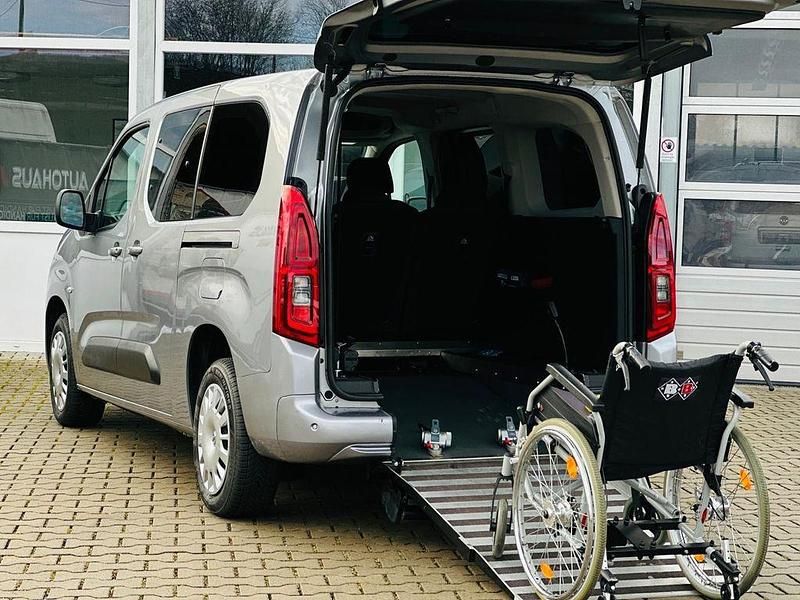 Gebraucht Opel Combo Life Edition 131 PS (96 kW) 2023 Grau Van / Kleinbus