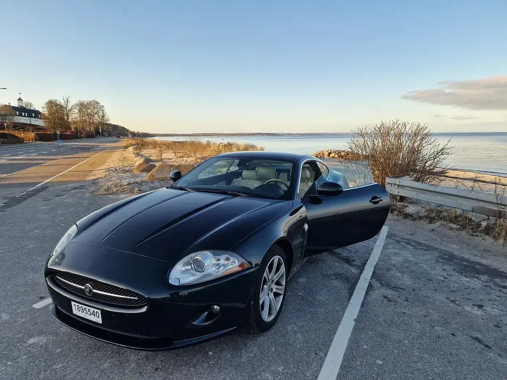 Gebraucht Jaguar XK 298 PS (219 kW) 2008 Grün Coupé