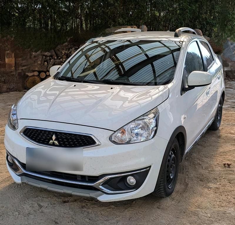 Gebraucht Mitsubishi Space Star 80 PS (58 kW) 2018 Weiß Kleinwagen