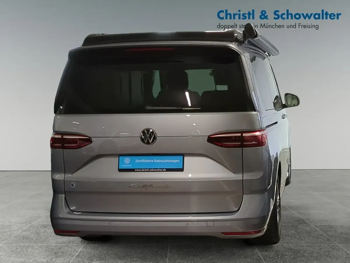Gebraucht VW California California 150 PS (110 kW) 2024 Monosilber metallic Van