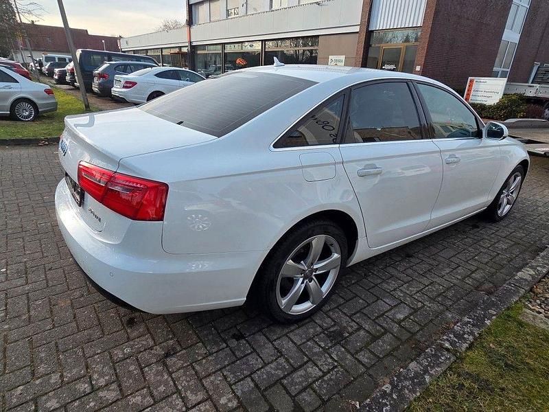 Gebraucht Audi A6 Ambiente 177 PS (130 kW) 2014 Weiß Limousine