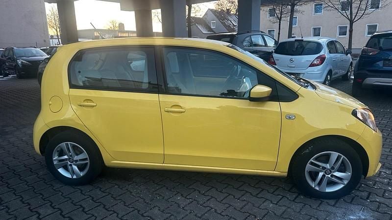 Gebraucht Seat Mii 60 PS (44 kW) 2015 Gelb Kleinwagen