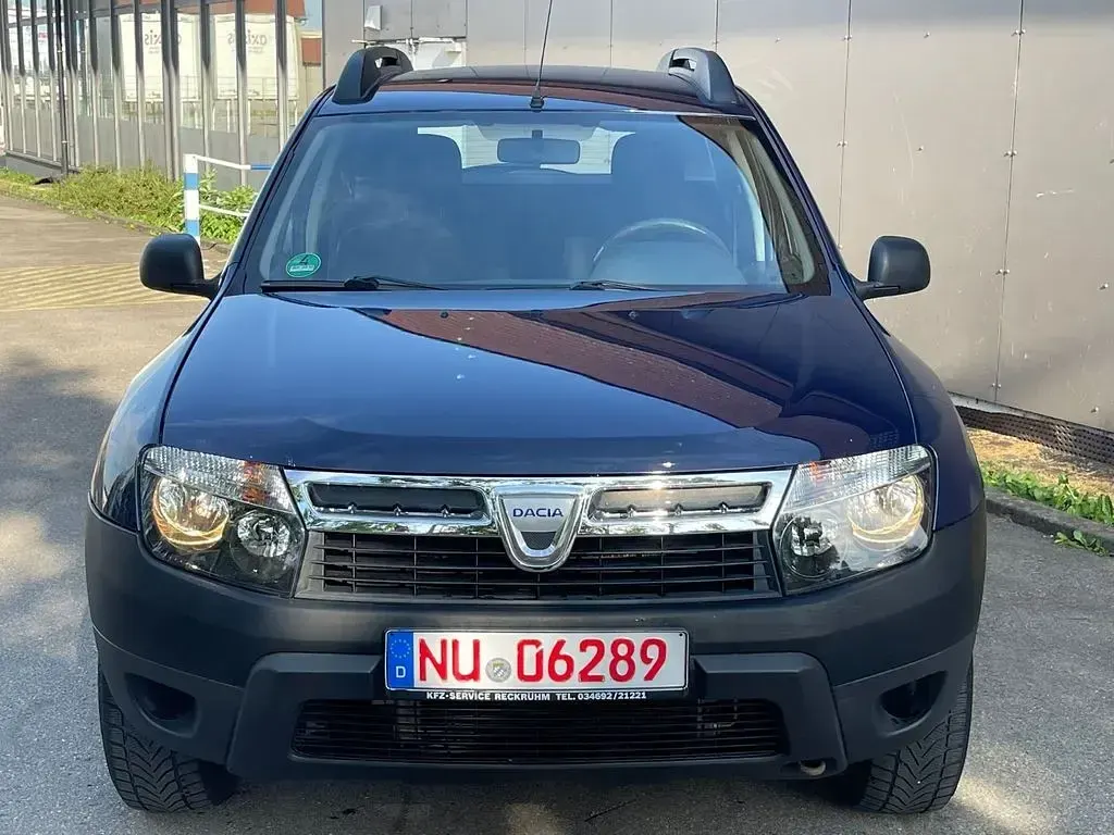 Gebraucht Dacia Duster Lauréate 105 PS (77 kW) 2011 Blau SUV