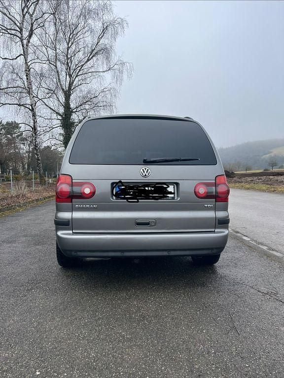 Gebraucht VW Sharan Trendline 116 PS (85 kW) 2010 Grau Van / Kleinbus