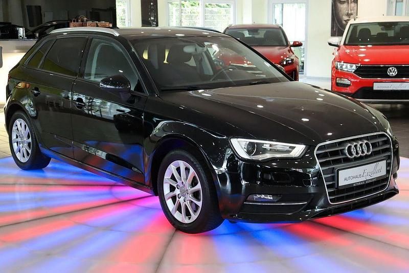 Gebraucht Audi A3 Attraction 150 PS (110 kW) 2015 Schwarz Limousine