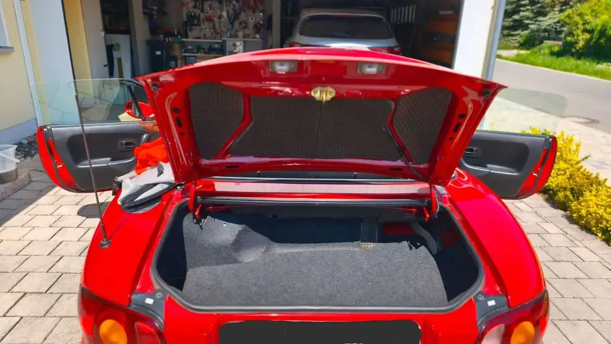 Gebraucht Mazda MX5 110 PS (80 kW) 1999 Rot Cabrio