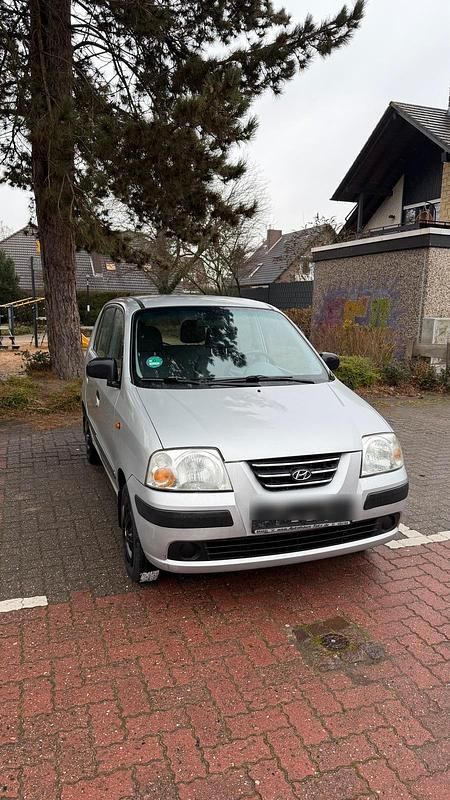 Silber Gebraucht 2004 Hyundai Atos Kleinwagen | 1.650 € (Fairer Preis) - Bild 1/4